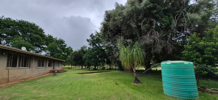 7 Bedroom Property for Sale in Modderfontein AH North West